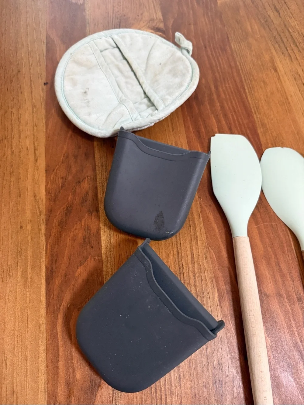 Mint Green Silicone & Wood Kitchen Utensil Set - 6 Piece